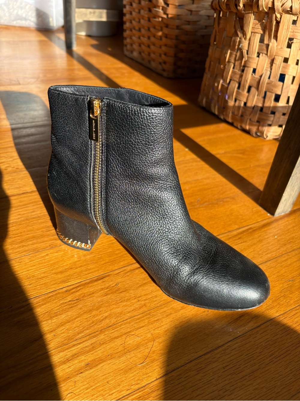 Michael Kors Black Pebbled Leather Ankle Boots with Gold Chain Heel, Size 7M